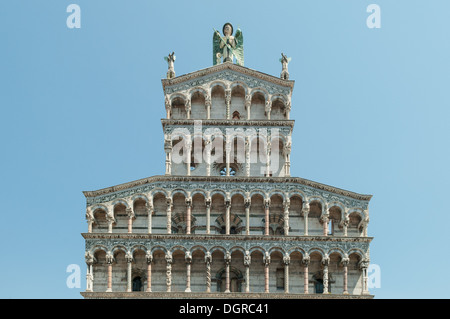 Basilica di San Michele in Foro, Lucca, Toscana, Italia Foto Stock