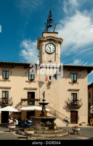 Piazza Municipio, Pescocostanzo, Abruzzo, Italia Foto Stock