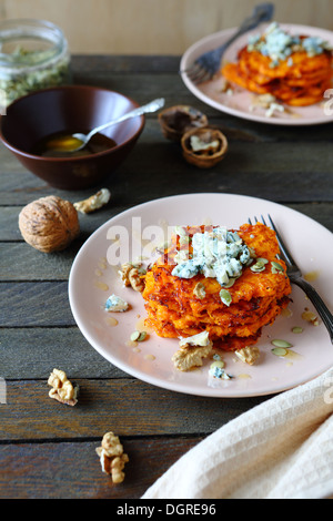 E deliziose frittelle dolci con la zucca, cibo close up Foto Stock