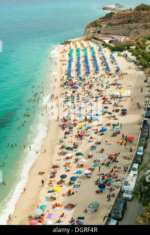 Spiaggia a Tropea in Calabria, Italia Foto Stock