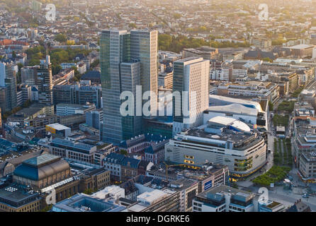 Sunrise, Frankfurt city center, PalaisQuartier progetto Thurn und Taxis Square, parte del progetto Frankfurt Hoch Vier Foto Stock