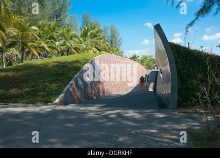 Ban Nam Khem Tsunami Memorial Centre, Bang Muang, Takua Pa, Phang-nga, memoriale per le vittime dello Tsunami del 26 dicembre 2004, Thailandia Foto Stock