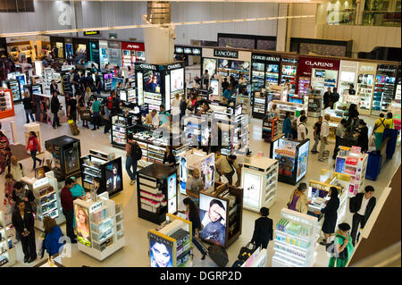 Duty Free Zone, dall'Aeroporto Internazionale di Doha, Doha, Doha, Doha, Qatar Foto Stock