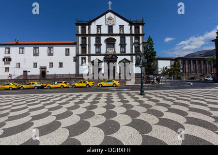 Igreja Sao Joao chiesa, Praco do Municipio, Santa Luzia, Funchal, Madeira, Portogallo Foto Stock