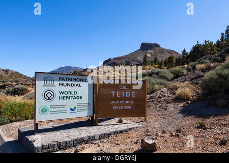 Ingresso al Parco Nazionale di Teide, sito Patrimonio Mondiale dell'UNESCO, Las Cañadas del Teide Parco Nazionale della Caldera e del Monte Foto Stock