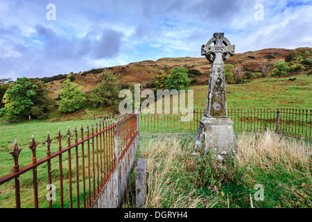 IHS Christogram sulla pietra tombale Foto Stock