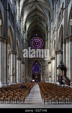 Cattedrale di Notre Dame, Reims, navata, Via Francigena, dipartimento della Marne, regione Champagne-Ardenne, in Francia, in Europa Foto Stock