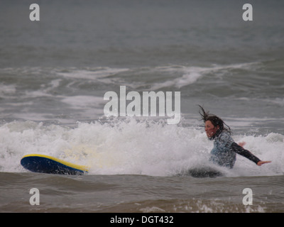 Asciugare, imparare a navigare, Bude, Cornwall, Regno Unito Foto Stock