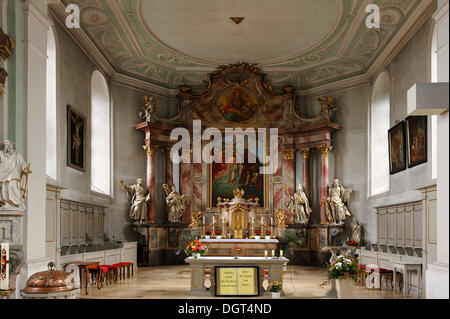 Altare rococò, 1740, nella chiesa parrocchiale di San Giovanni Battista, Wipfeld, bassa Franconia, Bavaria Foto Stock