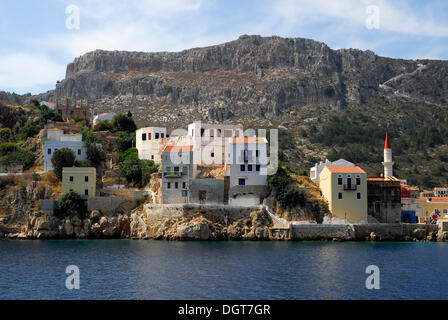 Case sul waterside, Megisti città sull isola di Kastellorizo, Meis, isole Dodecanesi, Egeo, Mediterraneo, Grecia, Europa Foto Stock