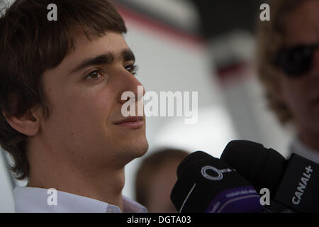 Maggiore noida, India. 24 ott 2013. Esteban Gutierrez (MEX), Sauber F1 Team - Formula1 nel Campionato del Mondo 2013 - Round 16 Indian Grand Prix al Buddh International Circuit, maggiore noida, India. © dpa picture alliance/Alamy Live News Foto Stock