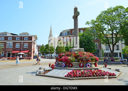 Memoriale di guerra sullo Strand, Exmouth, Devon, Inghilterra, Regno Unito Foto Stock