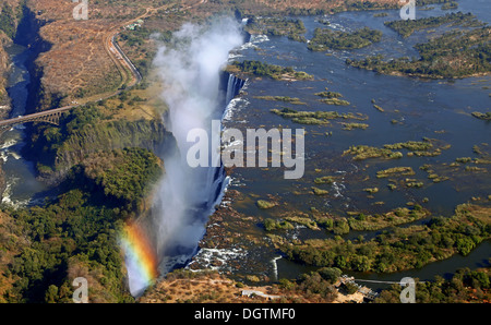 Victoria Falls, visto da elicottero, Zambia Foto Stock