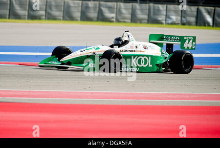 Austin, Texas, Stati Uniti d'America. 26 ott 2013. Ottobre 26, 2013: SVRA gruppo 9 presso l'U.S. Vintage Racing campionato nazionale presso il circuito delle Americhe, Austin, TX. © csm/Alamy Live News Foto Stock