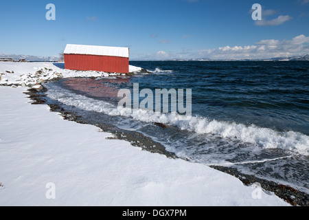 Inverno norvegese fjord paesaggio Foto Stock