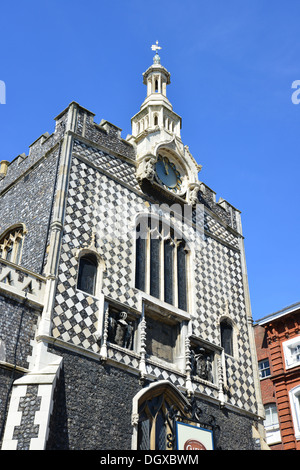 Xv secolo Norwich Guildhall, la piazza del mercato, Norwich, Norfolk, Inghilterra, Regno Unito Foto Stock