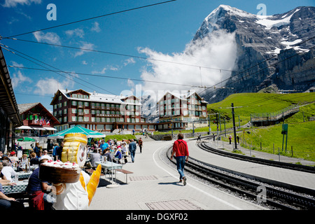 Kleine Scheidegg e l'Eiger Foto Stock