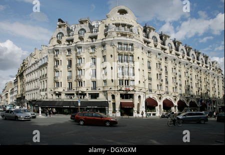 L'Hotel Lutetia, Boulevard Raspail, Saint-Germain-des-Prés, Parigi, Ile de France, Francia, Europa Foto Stock