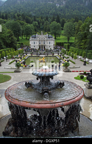 Schloss Linderhof Palace, parco, fontana, il Castello Reale di Ludwig II, Ettal comune, Alta Baviera, Baviera Foto Stock