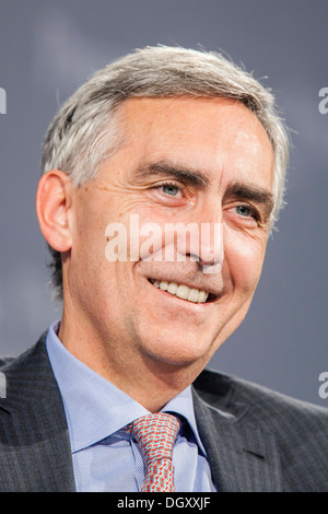 Peter Loescher, CEO di Siemens AG, in Passau, Bavaria Foto Stock