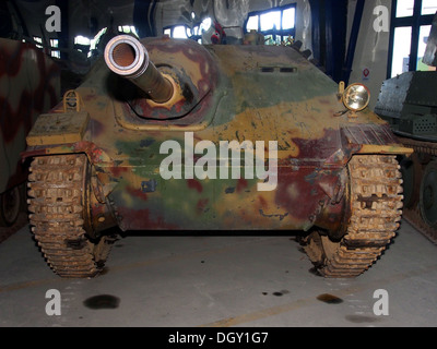 SdKfz 138-2 Jagdpanzer 38(t) Hetzer nel serbatoio museum, Saumur, Francia, pic-1 Foto Stock