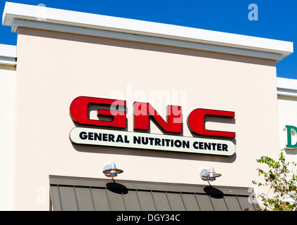 GNC Store, Posner Park, vicino Haines City Central Florida, Stati Uniti d'America Foto Stock