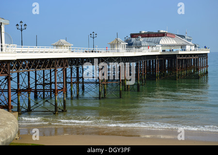 Cromer Beach e Pier, Cromer, Norfolk, Inghilterra, Regno Unito Inghilterra, Regno Unito Foto Stock