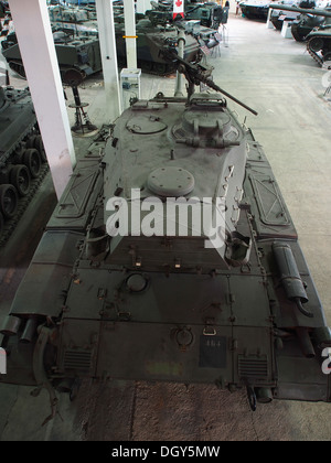 M41 Walker Bulldog, serbatoi nel serbatoio museum, Saumur, Francia, pic-2 Foto Stock