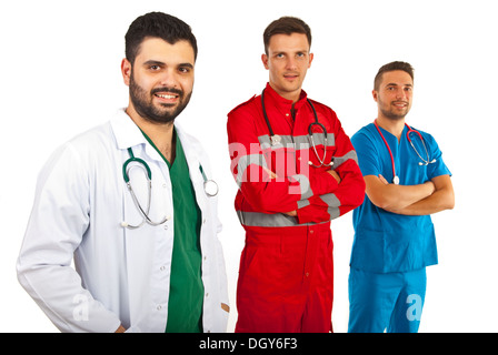 Happy team di diversi medici isolati su sfondo bianco Foto Stock