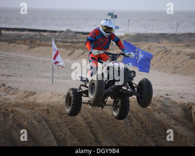 Margate, Kent . 27 ott 2013. QRA Margate Beach Cross 2013, MCF British Beachcross serie 26 & 27 ottobre 2013, Margate, Kent © concedere Burton/Alamy Live News Foto Stock