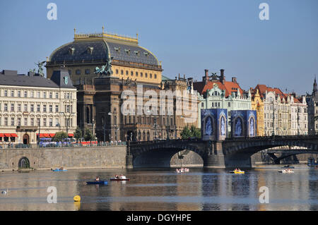 Teatro nazionale, Narodni Divadlo, legion bridge, città vecchia, Praga, Repubblica ceca, europa Foto Stock