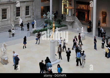 Il cortile della american ala, il Metropolitan Museum of Art, upper east side di New York City, New York, USA, America del nord Foto Stock