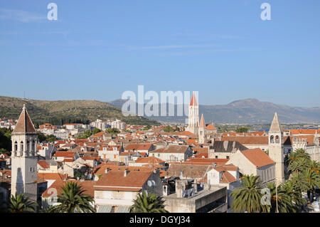 Vista sulla città, città vecchia, Trogir, Croazia, Europa Foto Stock