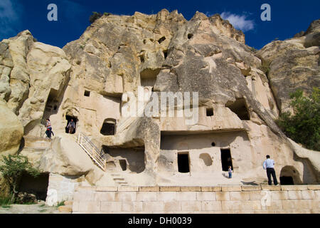 Chiesa rupestre nel museo a cielo aperto, sito Patrimonio Mondiale dell'UNESCO, Goreme, Cappadocia, Anatolia centrale, Turchia, Asia Foto Stock