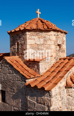 La chiesa bizantina di taxiarches, arcangeli, costruita sul santuario di Zeus hellanios, EGINA, ISOLE DELL'ARGOSARONICO Grecia Foto Stock