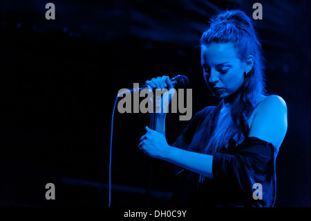 Cantante inglese cantante Frankie Riley supporta Tricky a Roma incontra il mondo Festival 2012 Foto Stock