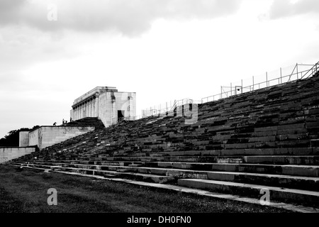 Campo Zeppelin tribuna, partito nazista Rally motivi, Norimberga, Germania Foto Stock