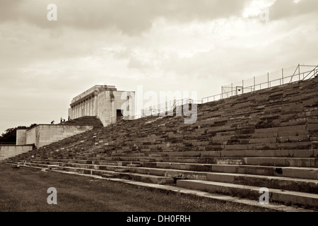 Campo Zeppelin tribuna, partito nazista Rally motivi, Norimberga, Germania Foto Stock