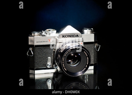 Vintage Konica Auto Reflex T 35mm fotocamera a pellicola Foto Stock