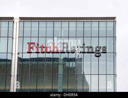 26/10/2013 la sede di Fitch Ratings a Canary Wharf, centro finanziario della Docklands di Londra, Inghilterra, Regno Unito Foto Stock