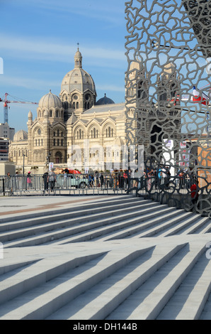 Cattedrale di Marsiglia Cathédrale la major o de la maggiore & Museo MUCEM Marsiglia Francia Foto Stock