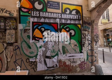 Graffiti e arte di strada a Le Marais, Parigi, Francia Foto Stock