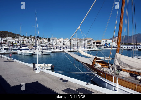 Puerta de la Duquesa Foto Stock