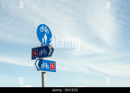 Rhos su Sea-Signs sul lungomare. Foto Stock