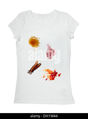 Raccolta di varie macchie di cibo da ketchup, cioccolato, caffè e vino su bianco t shirt Foto Stock