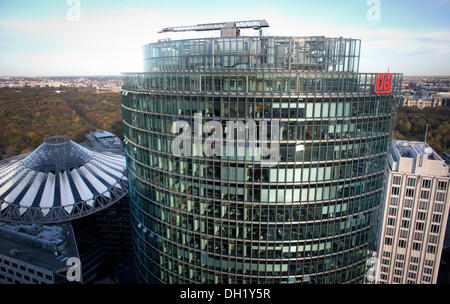 Berlino, Germania. 29 ott 2013. Deutsche Bahn sede presso la Potsdamer Platz di Berlino, Germania, 29 ottobre 2013. Foto: Kay Nietfeld/dpa/Alamy Live News Foto Stock