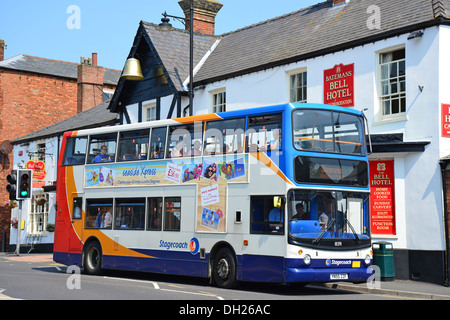 Stagecoach Skegness double-decker Bus, High Street, Burgh-le-Marsh, Lincolnshire, England, Regno Unito Foto Stock