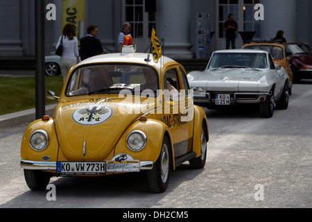 VW Beetle, ADAC road patrol, costruito nel 1973, vintage auto da rally ADAC Mittelrhein Classic 2012, Bad Ems, Renania-Palatinato Foto Stock