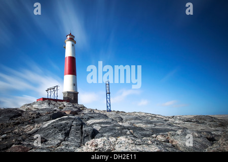 Faro su un promontorio Foto Stock