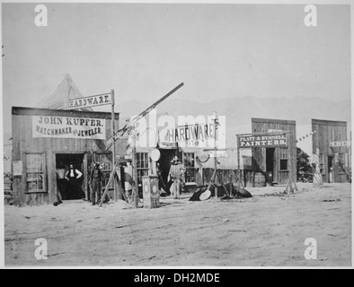 Street view in Corinne. Box Elder County, Utah, 1869 517300 Foto Stock